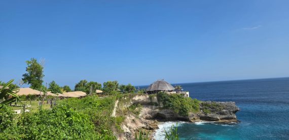 Where Time Slows Down Discovering Arna Suites & Ocean Lounge on Nusa Ceningan